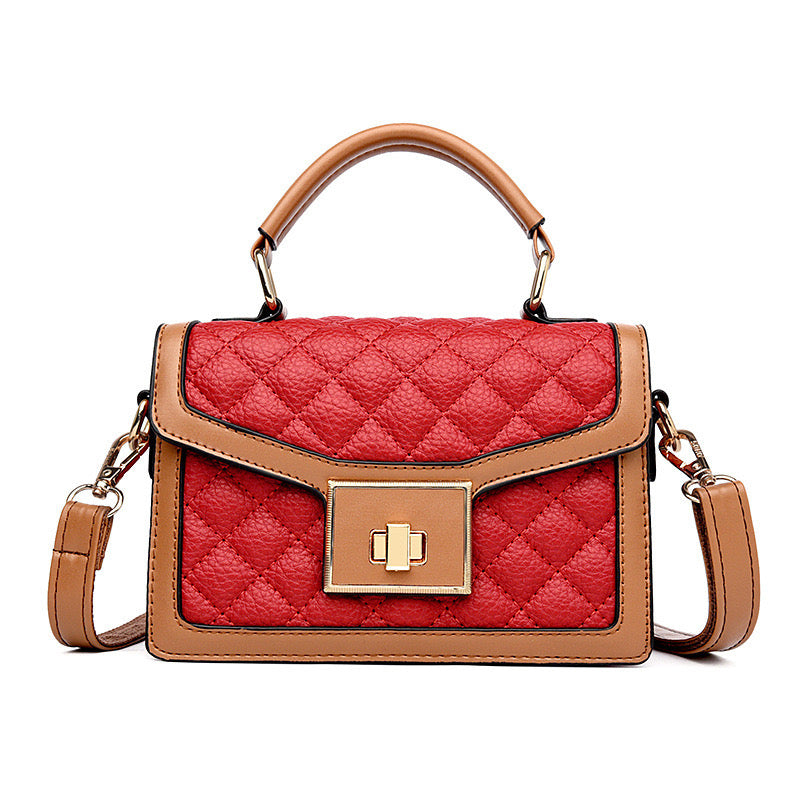 CHARM QUILTED SLINGBAG
