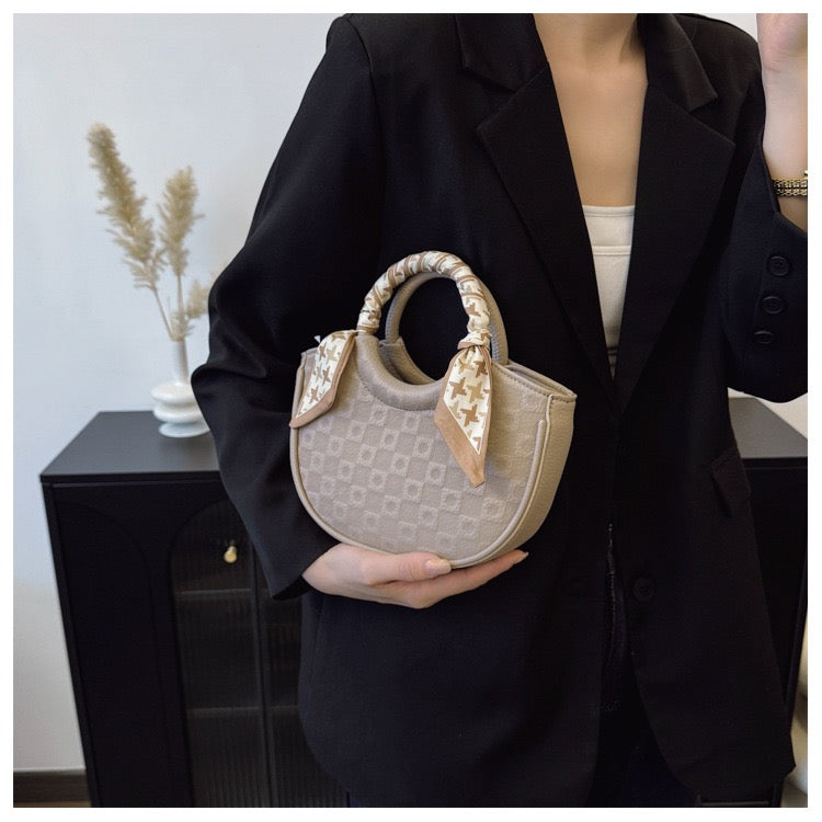 Twist 2-in-1 Handy + Crossbody Bag