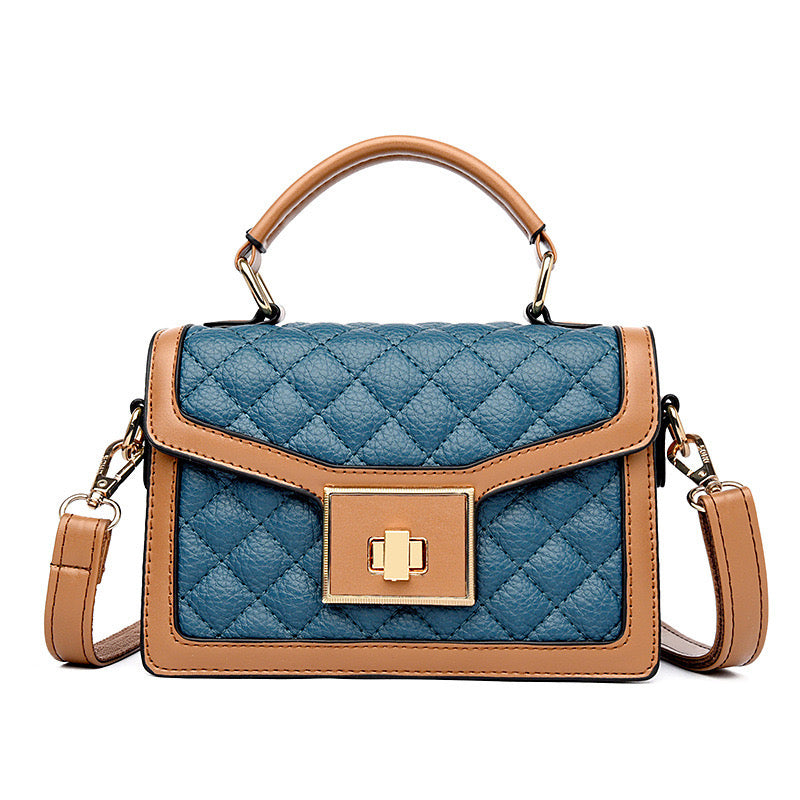 CHARM QUILTED SLINGBAG
