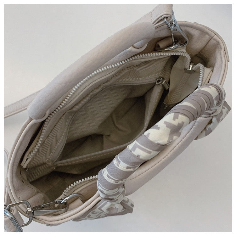 Twist 2-in-1 Handy + Crossbody Bag